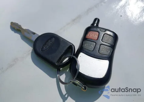 2009 Ford Focus Se из США, поврежденный, VIN 1FAHP35N89W222435